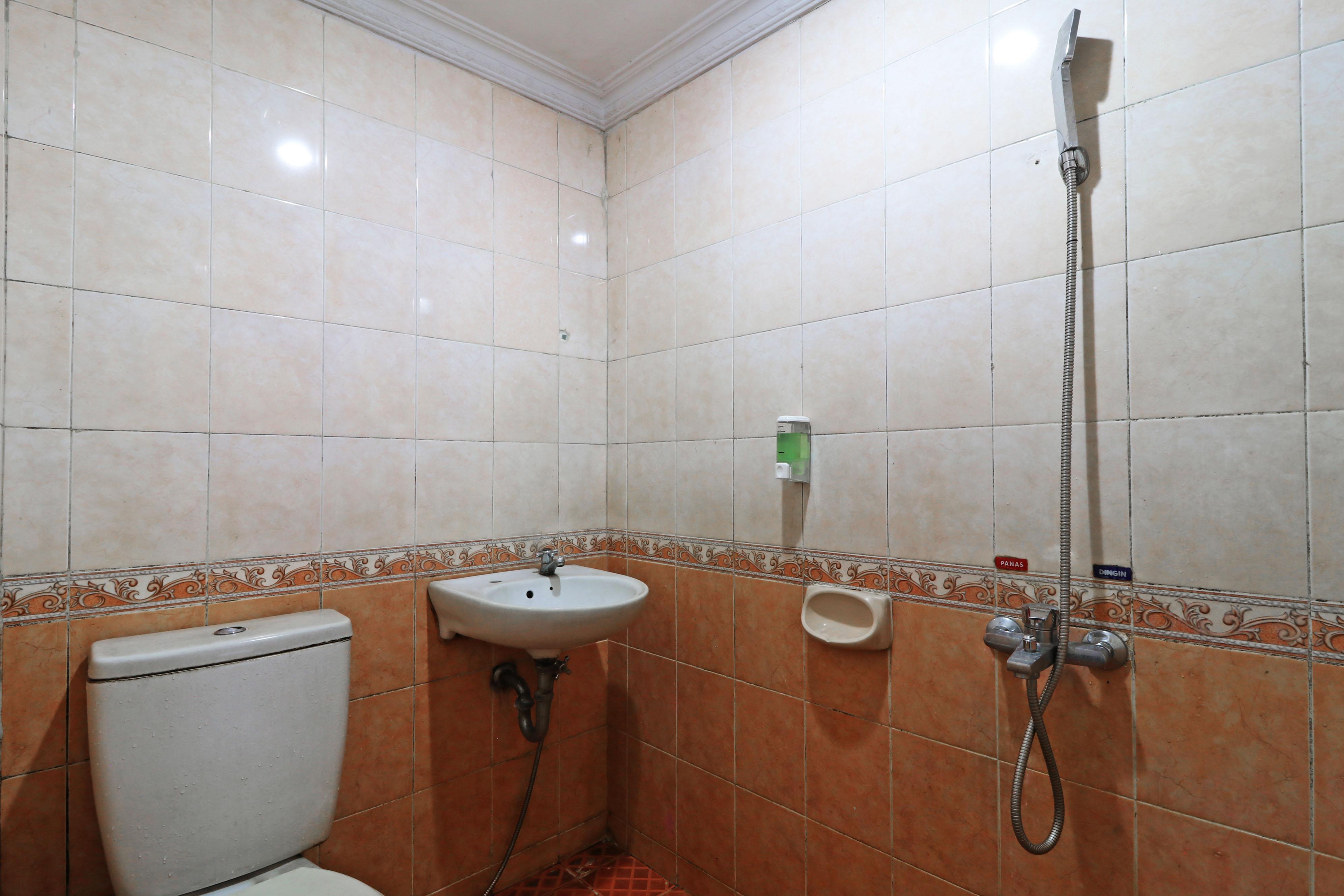 Hotel Sumatera Медан Экстерьер фото